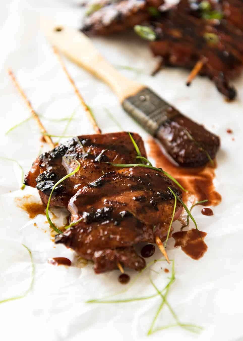 Chinese Chicken (Char Siu) is the chicken version of the wildly popular Chinese BBQ Pork. The smell when this is cooking is outrageous! recipetineats.com