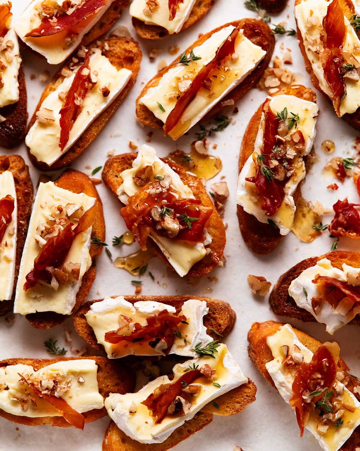Maple crisp brie bites